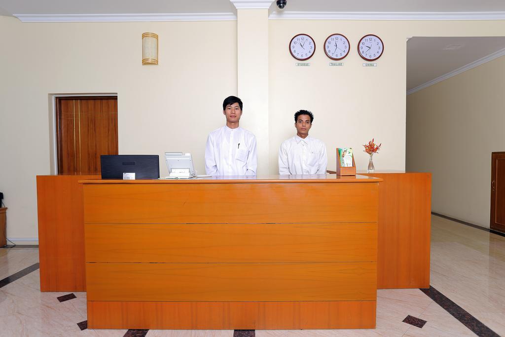 Apex Hotel Naypyidaw Eksteriør billede