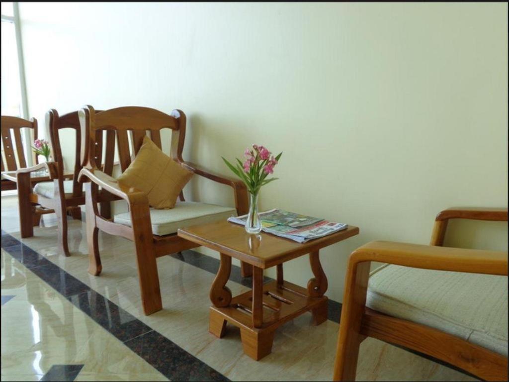 Apex Hotel Naypyidaw Eksteriør billede