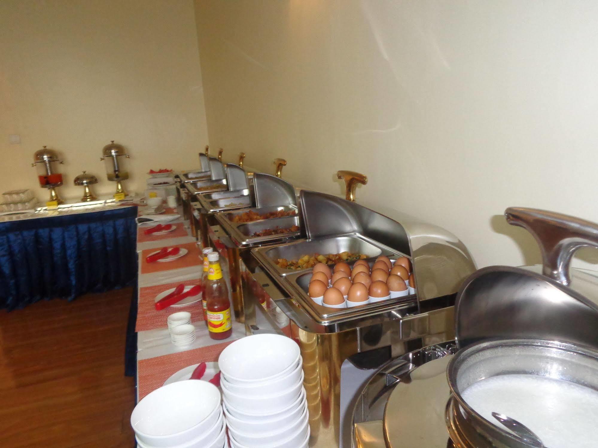 Apex Hotel Naypyidaw Eksteriør billede